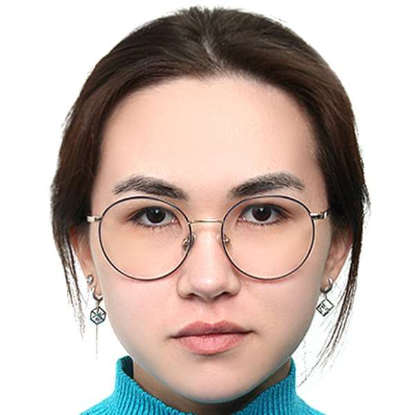 Диана Плетухова — преподаватель китайского ZHIDAO